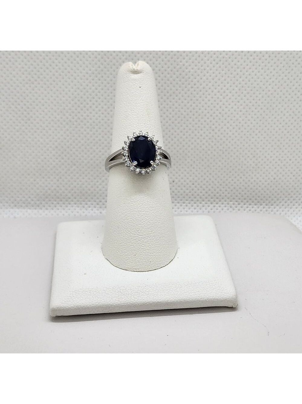 Brand New Sterling Silver 925 Dark Blue gemstone Ring